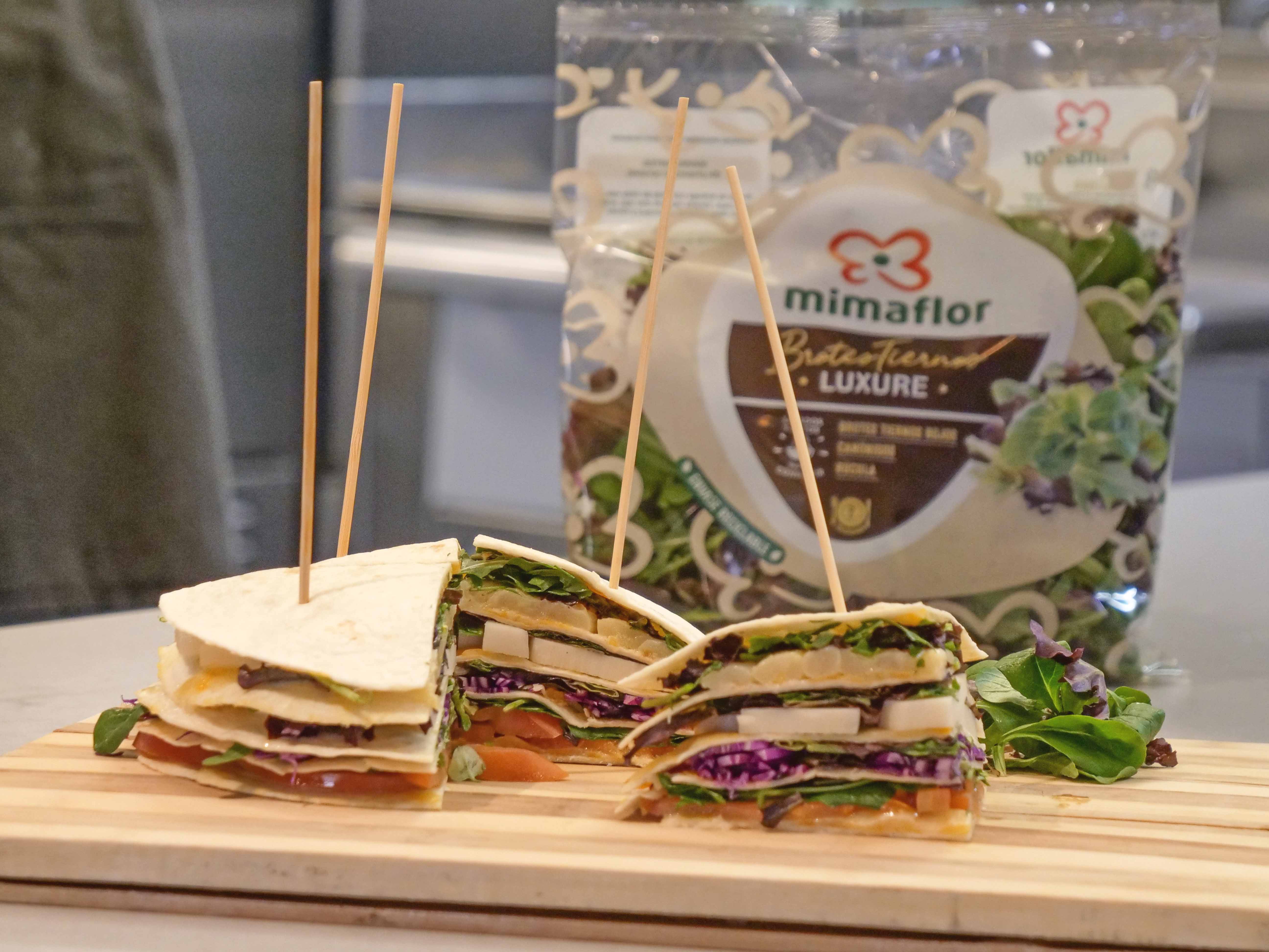 Sándwich​ vegetal con brotes tiernos de Mimaflor - Rodrigo de la Calle